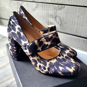 Tuckernuck Leopard Print Velvet Ellie Block Heel Size 9.5